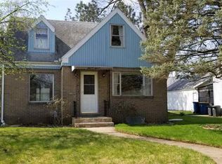 1111 Prospect Dr, Mishawaka, IN 46544