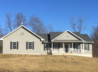 17925 Saint Marys Rd, New Berlin, IL 62670