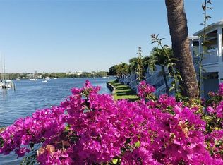 3889 Pompano Dr SE #A, Saint Petersburg, FL 33705