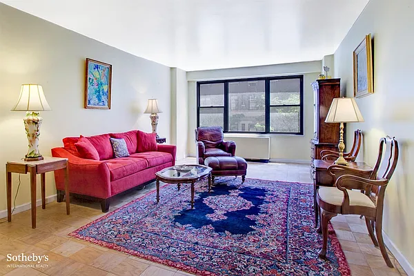 Sold by Sotheby's International Realty | media 7