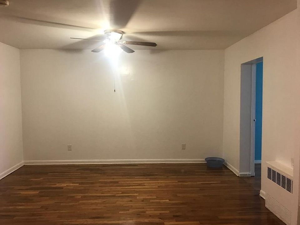 2nd image of 7235 52nd Ave #1