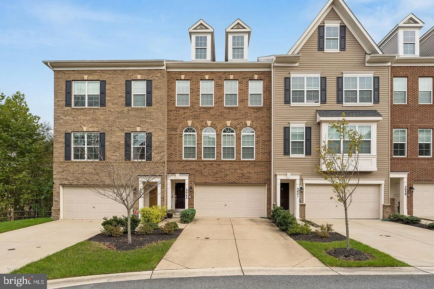 2 bed, 4.0 bath, 2676 sqft, $3,500 — Photo 1