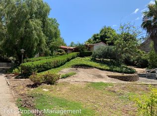 447 S Country Hill Rd, Anaheim, CA 92808