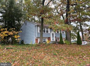 230 Wedgewood Dr, Turnersville, NJ 08012