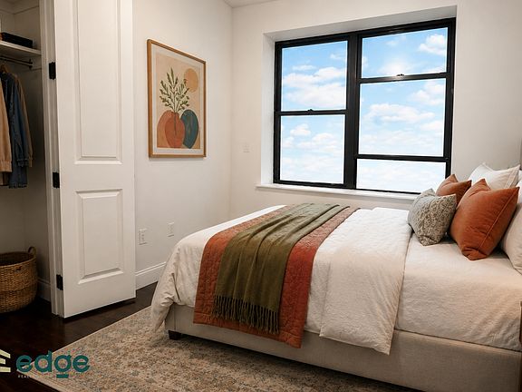 5th image of 271 Metropolitan Ave #2L