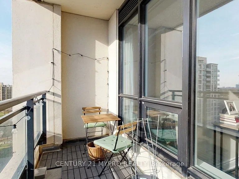 1 Grandview Blvd #2006 — Photo 19