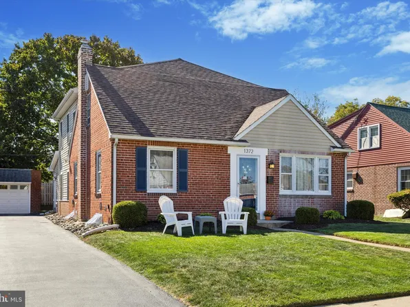1372 Harrington Rd, Havertown, PA 19083
