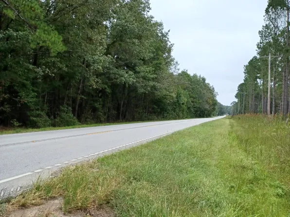 3532 Highway 402, Cordesville, SC 29434