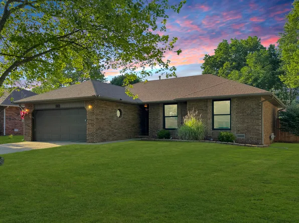 3841 W Harrison Street, Springfield, MO 65802