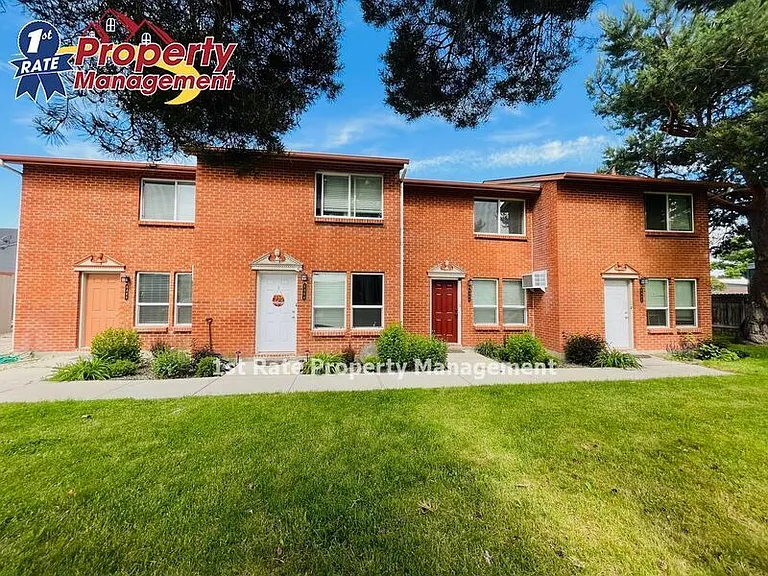 6462 W Douglas St — Photo 2