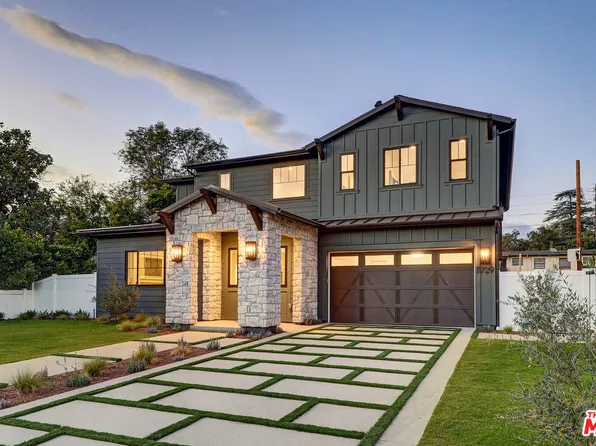 11729 Hartsook St, Valley Village, CA 91607