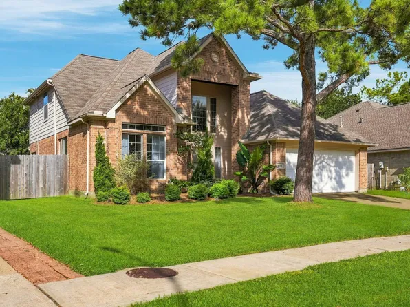4006 Stonehurst Dr, Pearland, TX 77584
