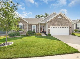 164 Hidden Bluffs Dr, Lake Saint Louis, MO 63367
