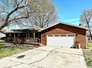 5 Centennial, Franklin, IL 62638