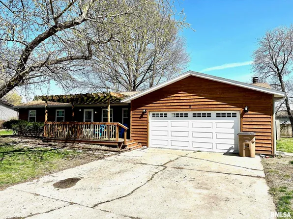 5 Centennial, Franklin, IL 62638