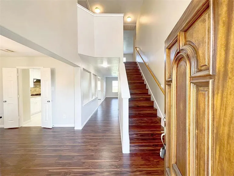 18102 Redoak Manor Ln — Photo 6