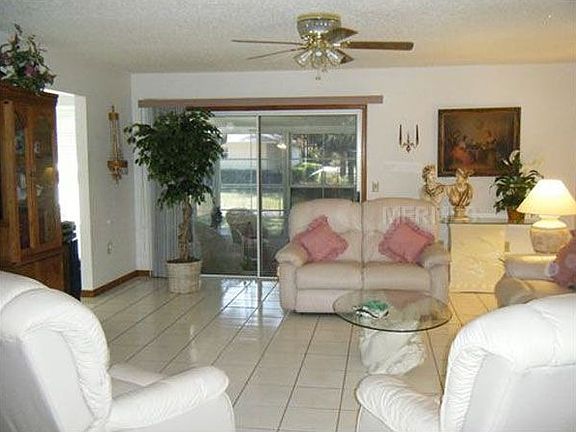 5th image of 12348 Pine Glen Dr