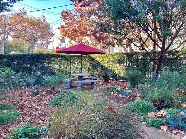 7120 Hawthorn Ave — Photo 10