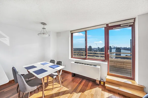 Sold by Compass | media 2