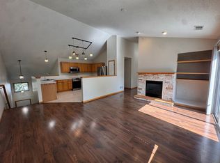 1243 Bergmann Dr, Stillwater, MN 55082