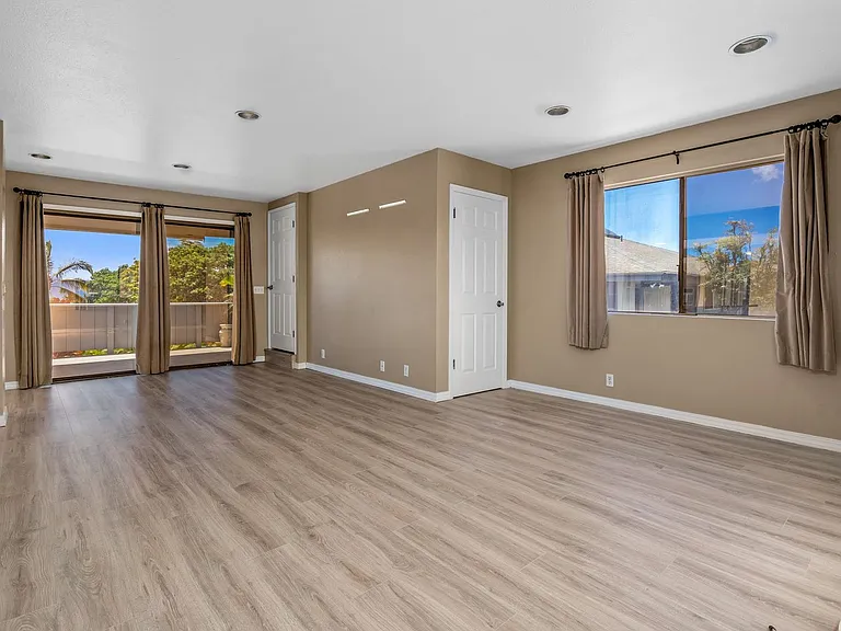 312 Hiolani St #1 — Photo 4