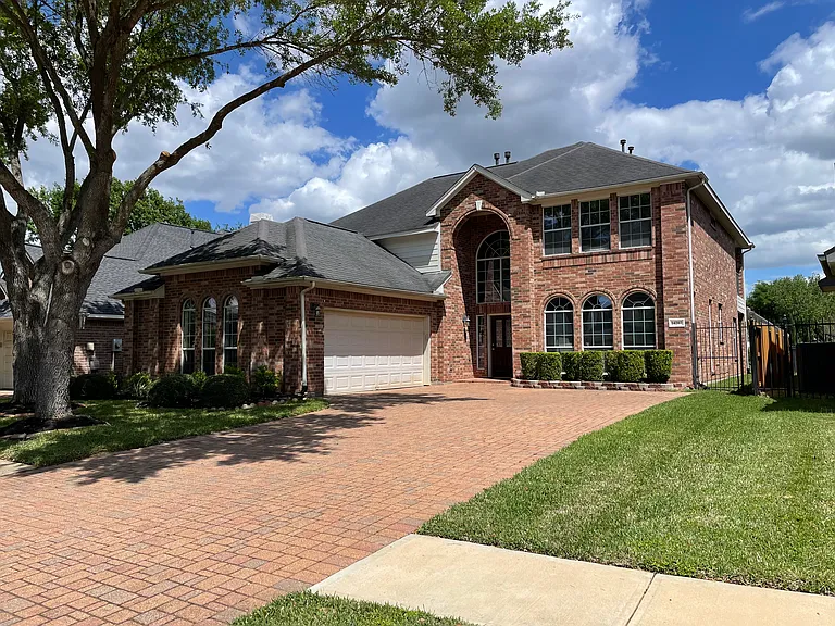 14207 Cairns Ct — Photo 3