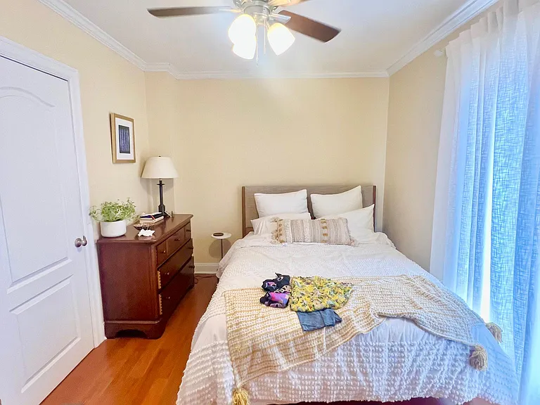 1526 Pine St #1B — Photo 11