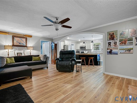 5th image of 123 Riverview Rd