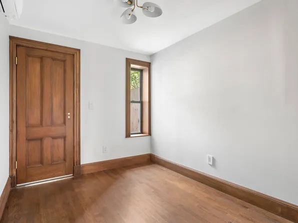 1137 Park Place image 22 of 27