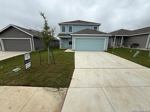 4 bed, 2.5 bath, 2090 sqft, $1,850 — Photo 3