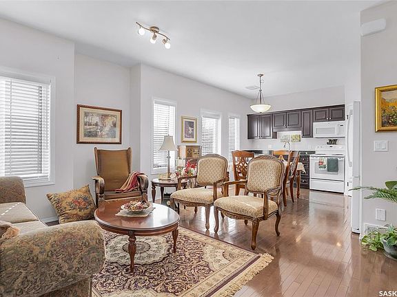 5th image of 150 Langlois Way #738