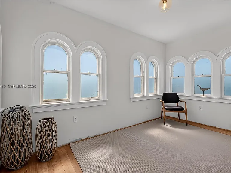 1731 NE 171st St — Photo 35