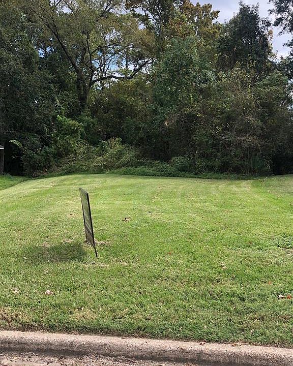 1st image of 5042 Lakeshore Dr