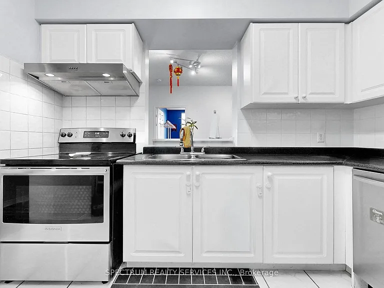 2628 McCowan Rd #Penthouse 09 — Photo 9