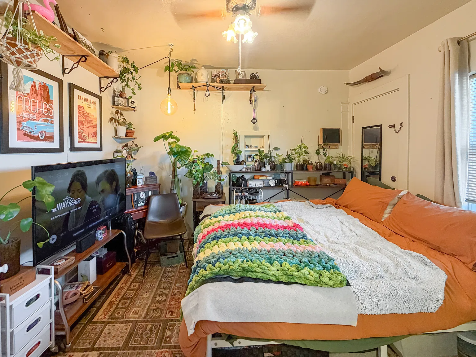 Studio, 235 sqft, $890 — Photo 2