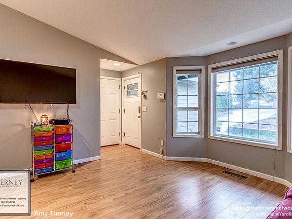 3rd image of 5509 NE 56th St