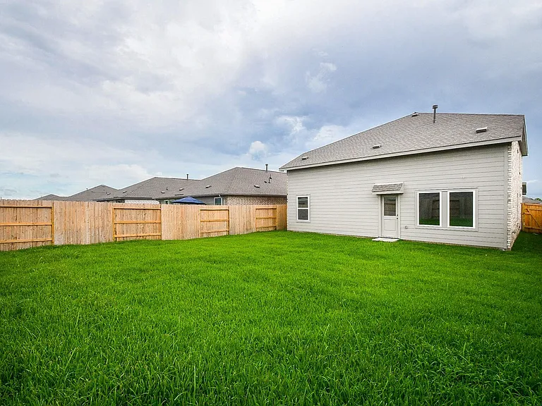 26914 Rosebay Woods — Photo 20