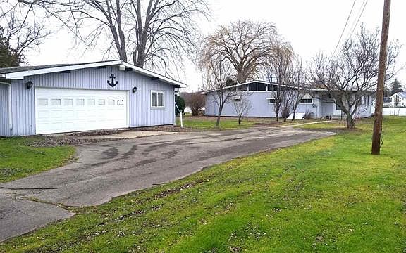 3rd image of 180 Olcott Lake Dr