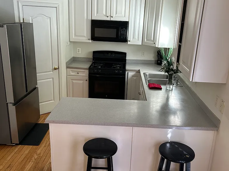 7020 Pyle Ct #7020 — Photo 17