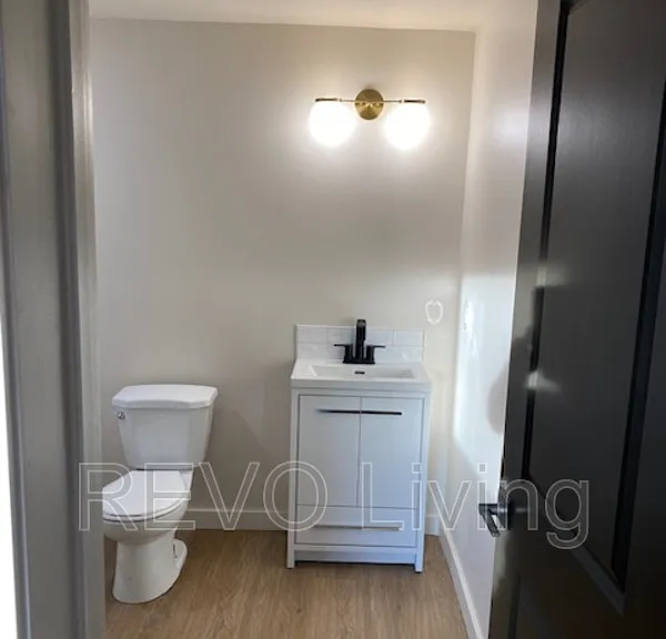 187 Church St #6B — Photo 5