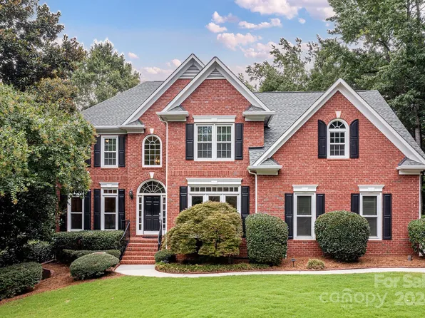 11209 Brush Hollow Rd, Matthews, NC 28105