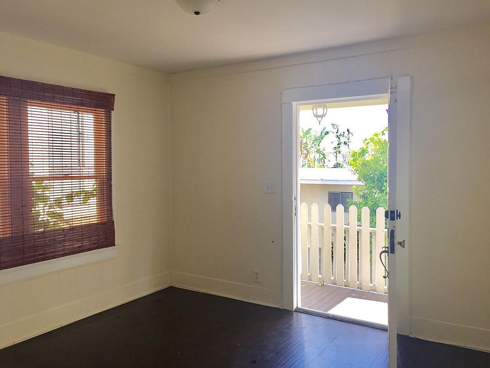 1st image of 918 Palm Ave #C