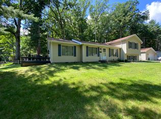 3042 Higgins Lake Dr, Roscommon, MI 48653