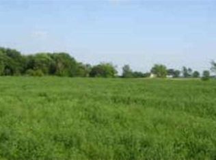 12 Xxx Cty Hwy, Dakota, MN 55925