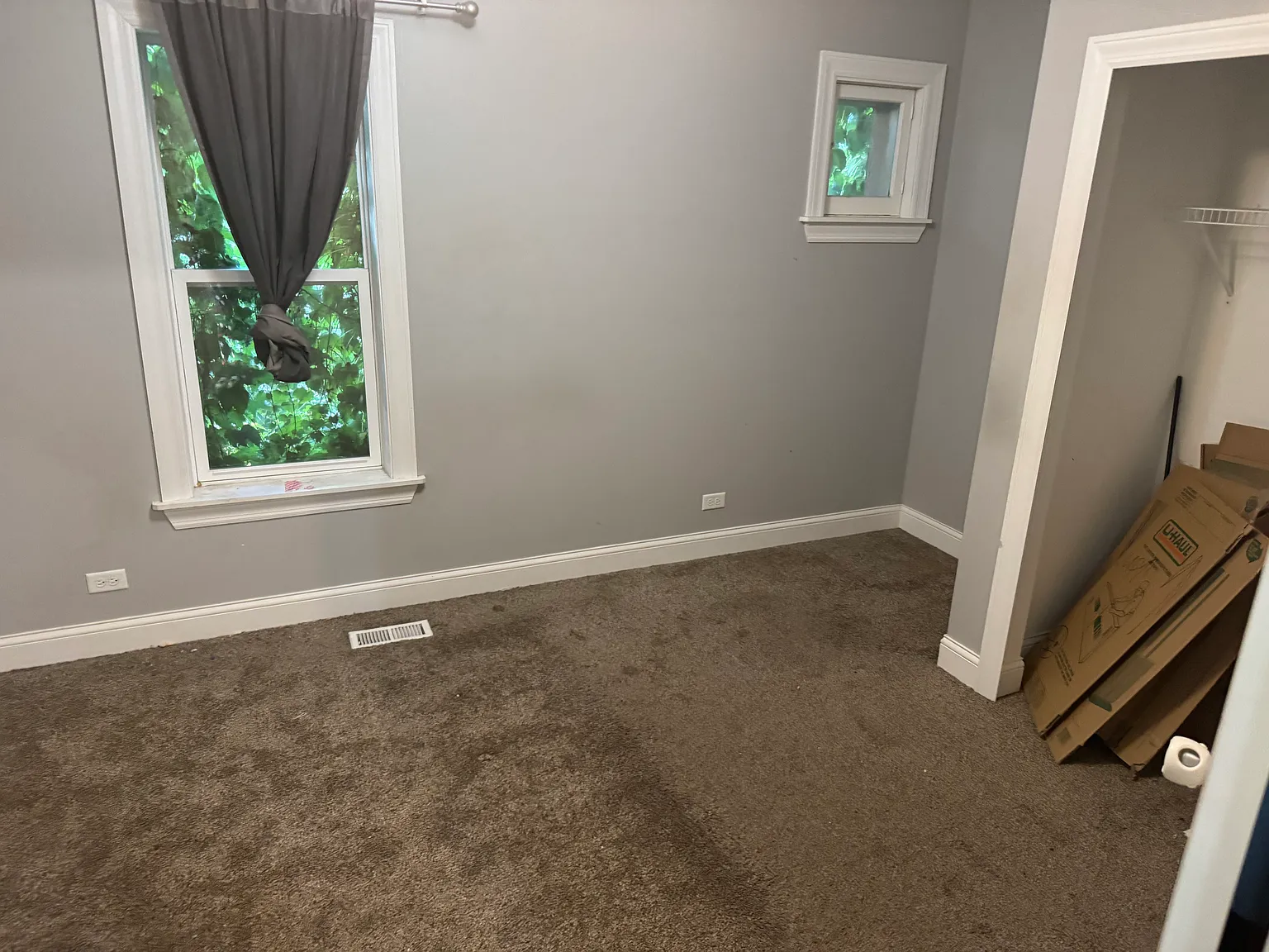 2 bed, 2500 sqft, $2,200 — Photo 4