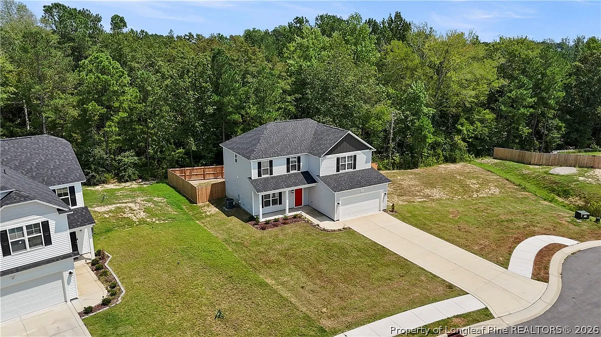 4 bed, 2.5 bath, 1940 sqft, $2,000 — Photo 2