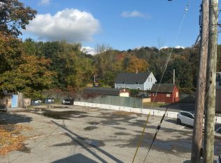 4 Putnam Rd #55, Central Village, CT 06332