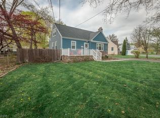 2511 Tack Cir, Scotch Plains, NJ 07076