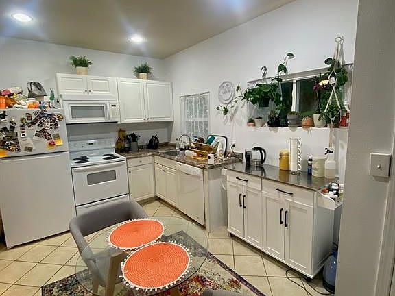 4th image of 8908 Grelle Ln APT B