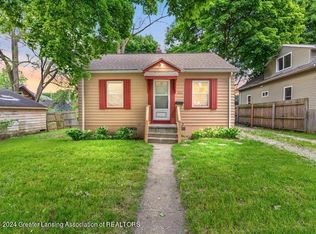 1013 Queen St, Lansing, MI 48915